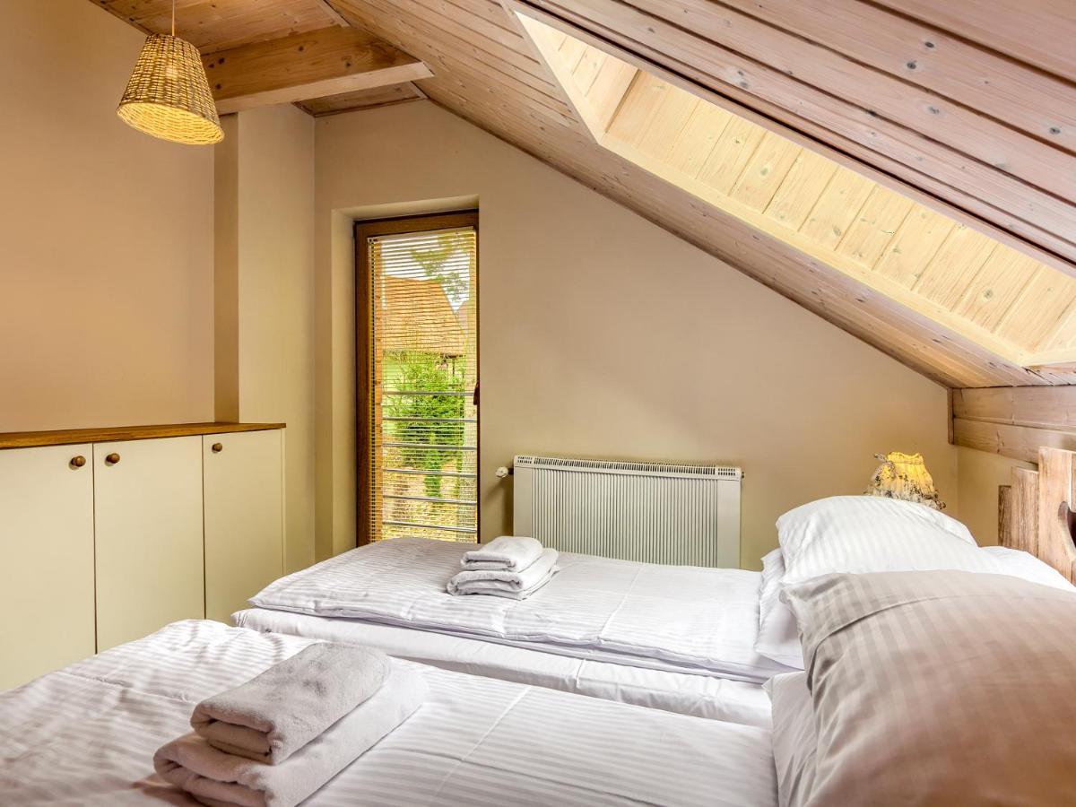 Mazursko - Komfortowe Domy 8 Osobowe Nad Jeziorem, Balia Lub Sauna Kretowiny Extérieur photo